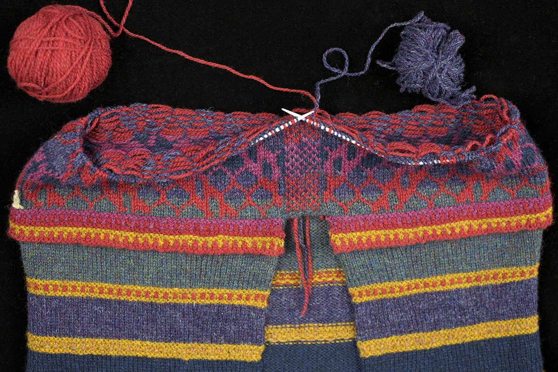 The Damselfly hand knitwear design by Alice Starmore from the book Glamourie