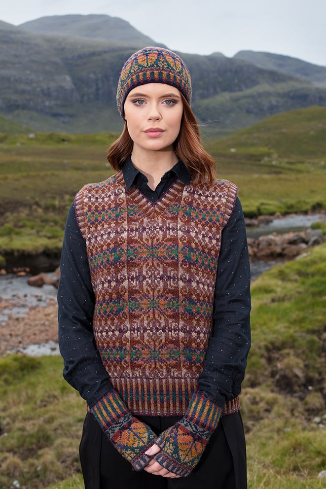 Thoroughbred hand knitwear design by Alice Starmore from Virtual Yarns