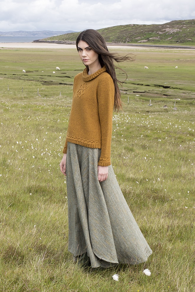 Eightsome Reel hand knitwear design by Alice Starmore for Virtual Yarns Eightsome Reel hand knitwear design by Alice Starmore for Virtual Yarns