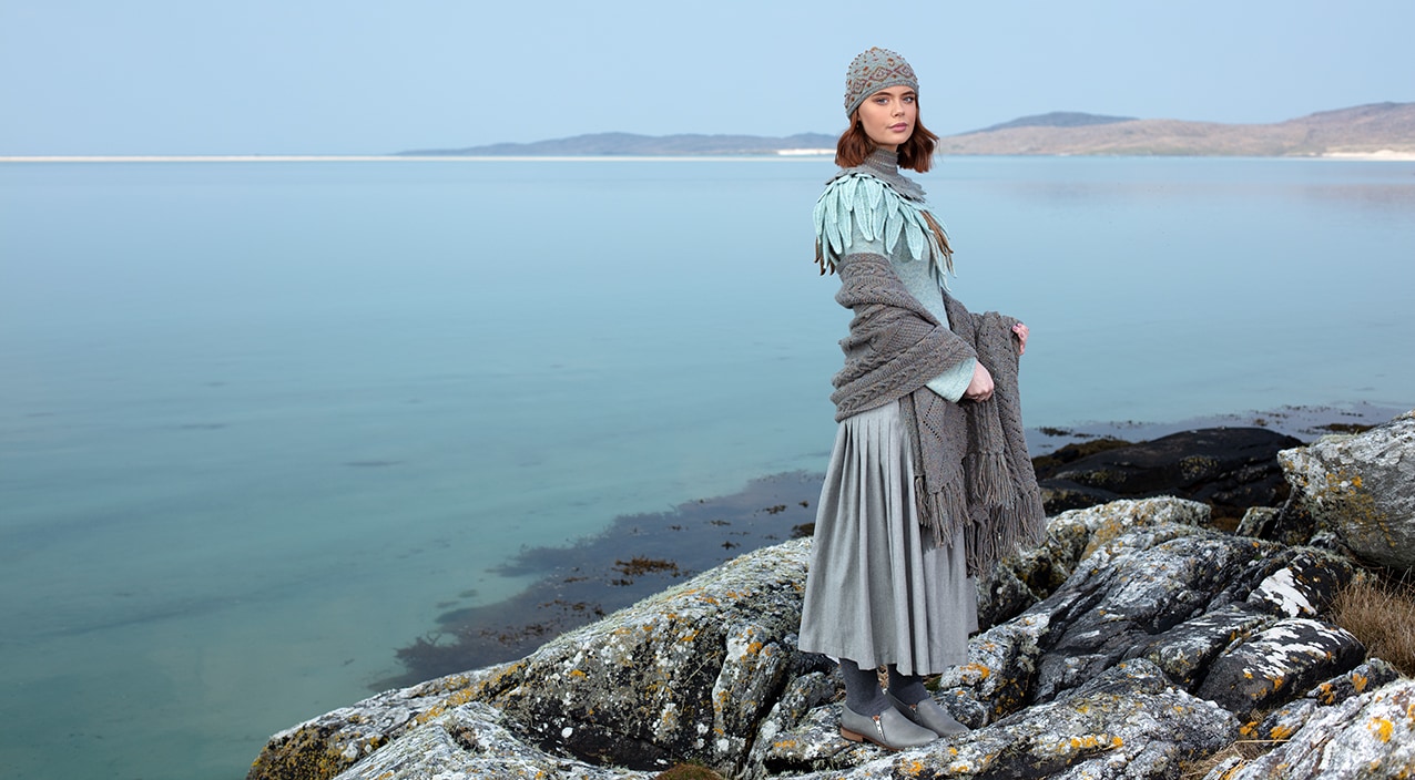 Hand knitwear designs by Alice Starmore from Virtual Yarns Hand knitwear designs by Alice Starmore from Virtual Yarns