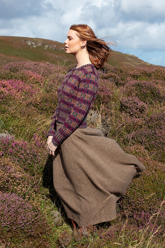 Mòinteach hand knitwear design by Alice Starmore for Virtual Yarns Mòinteach hand knitwear design by Alice Starmore for Virtual Yarns