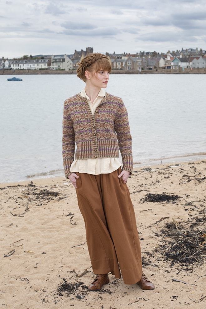 Meadowsweet hand knitwear design by Alice Starmore for Virtual Yarns