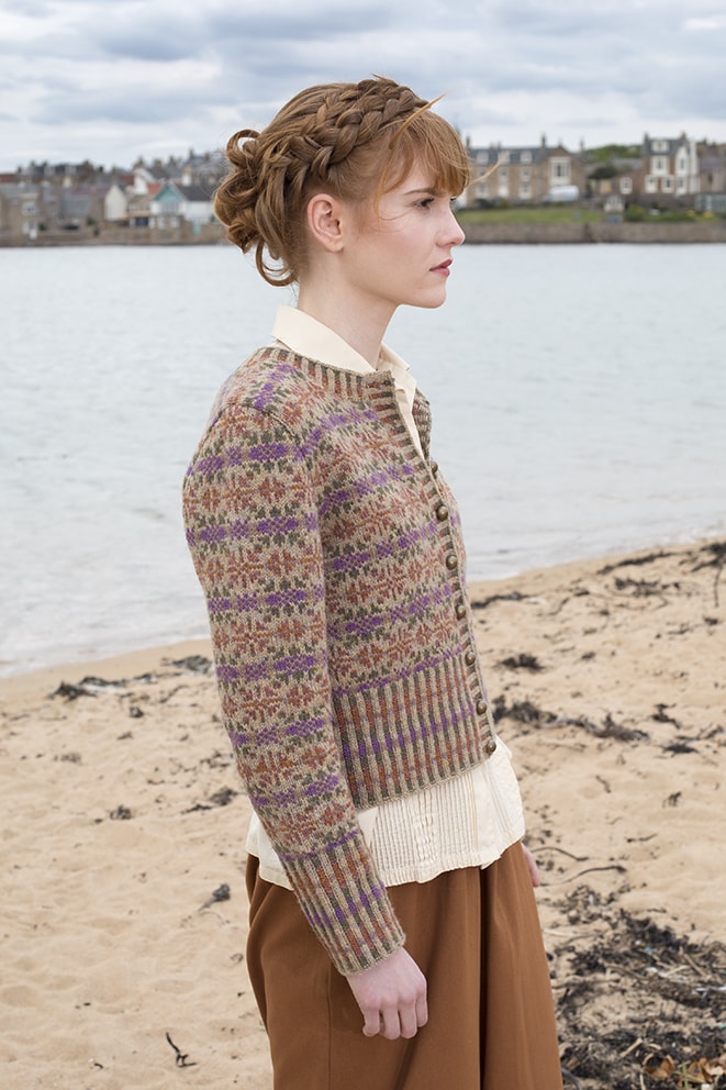 Meadowsweet hand knitwear design by Alice Starmore for Virtual Yarns