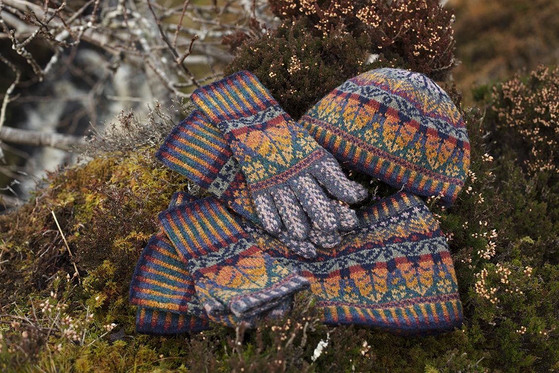 Oregon knitwear design by Alice Starmore for Virtual Yarns