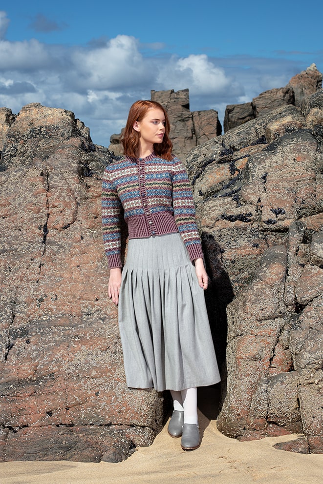 Peigi hand knitwear design by Alice Starmore for Virtual Yarns