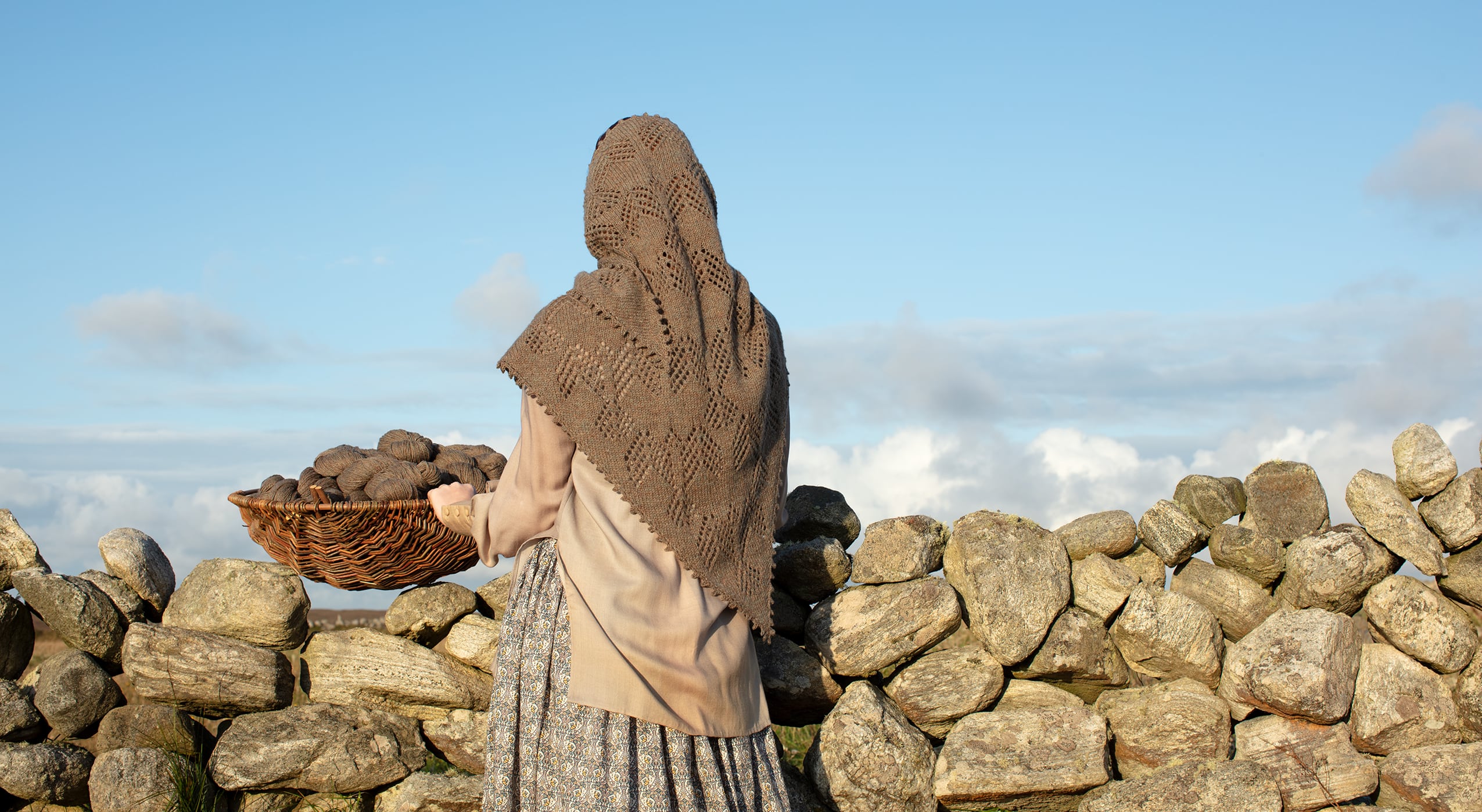 Sulaire Shawl hand knitwear design by Alice Starmore from Virtual Yarns