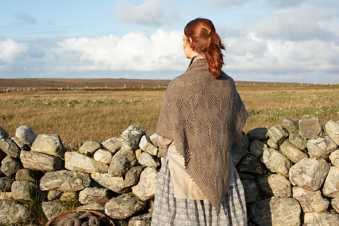 Sulaire Shawl hand knitwear design by Alice Starmore from Virtual Yarns